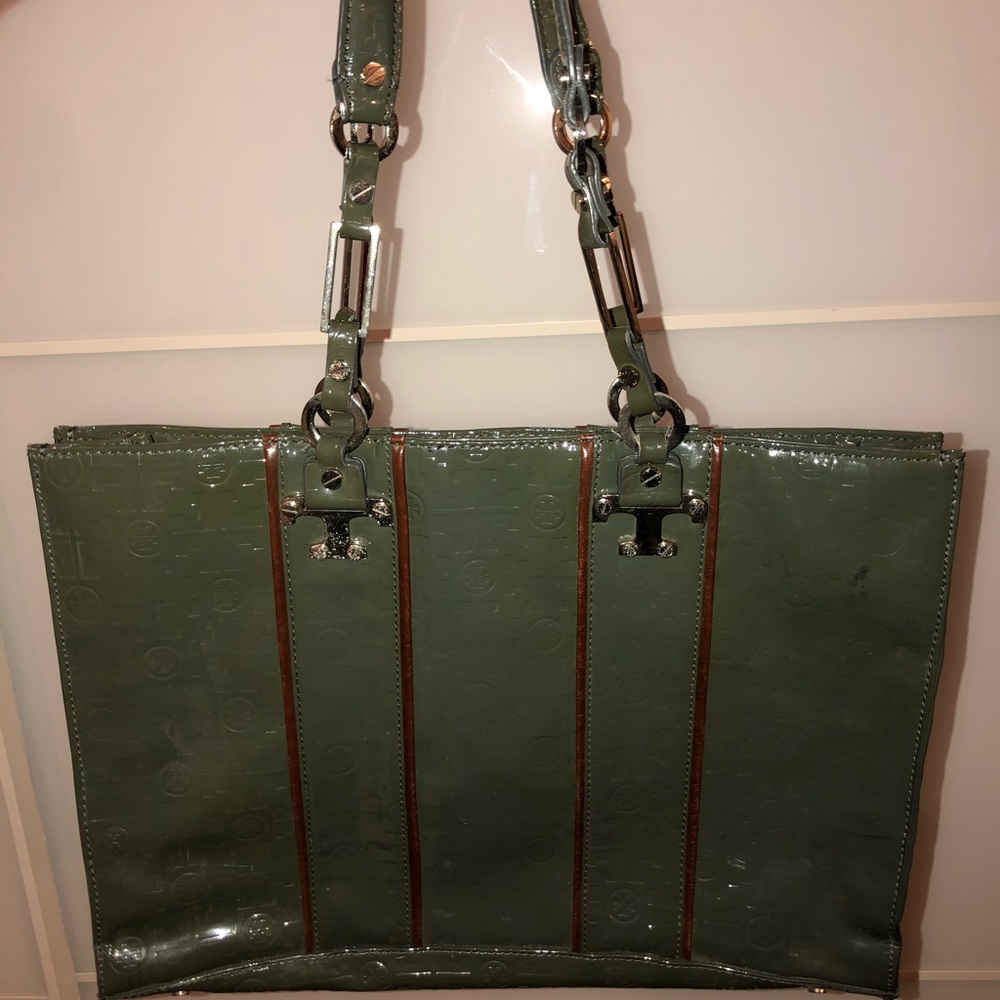 Tory Burch Shiny tote bag!